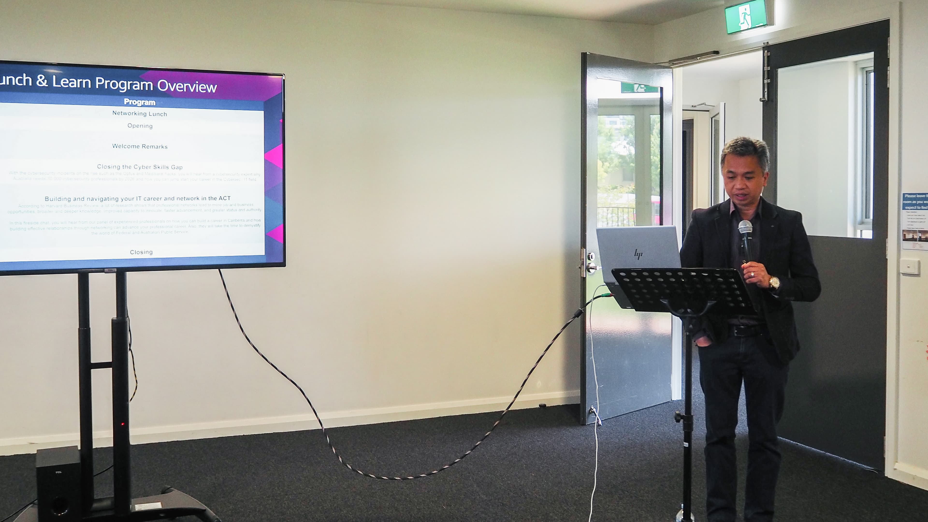 Consul General Aian Caringal speaks at FTCC event